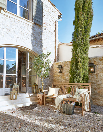 Provence flair