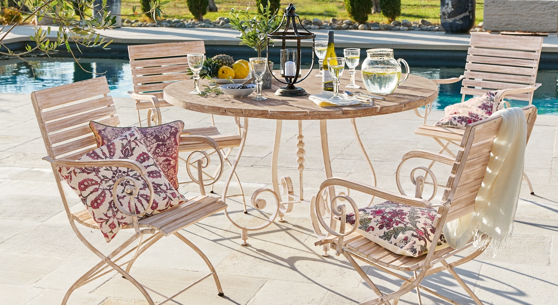 Outdoor French Chic