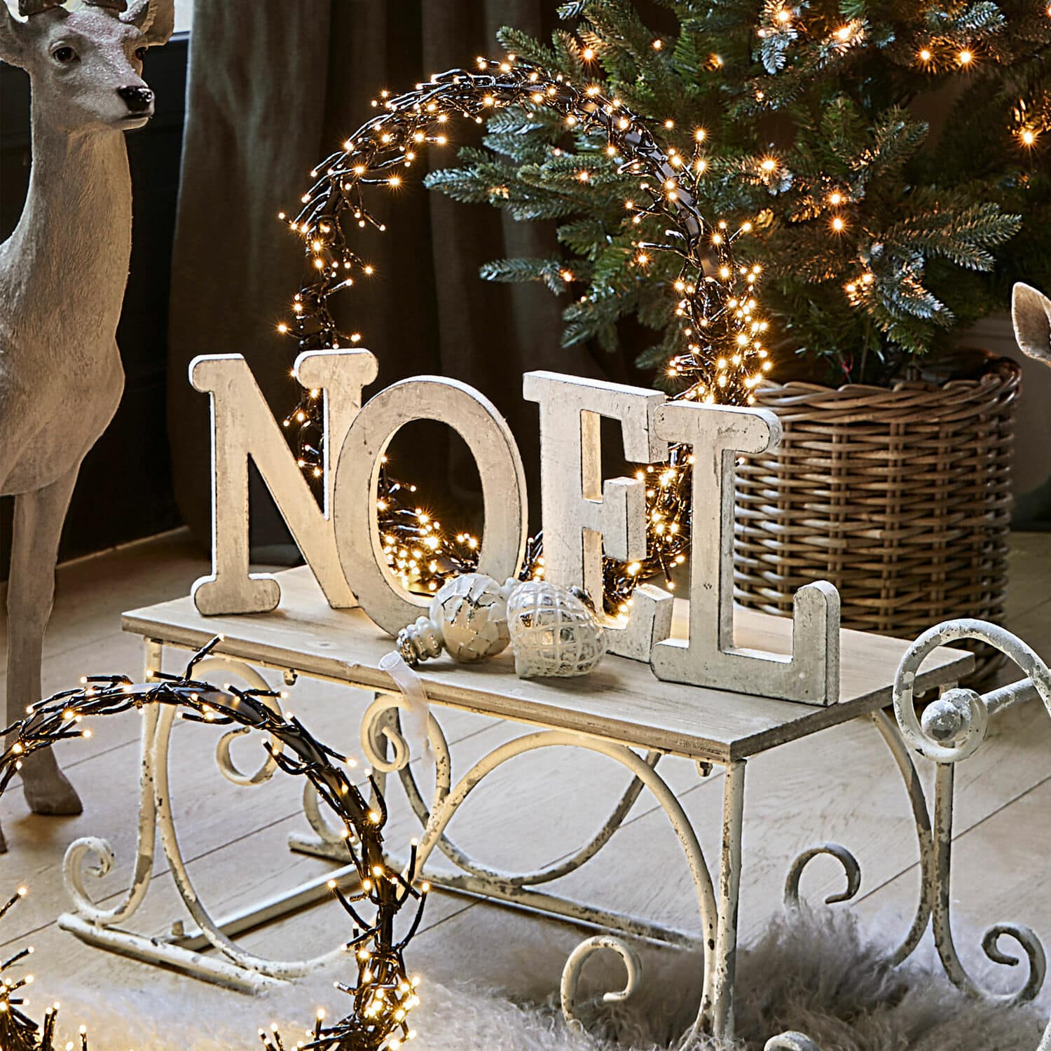 Letters ‘NOËL’ Letters