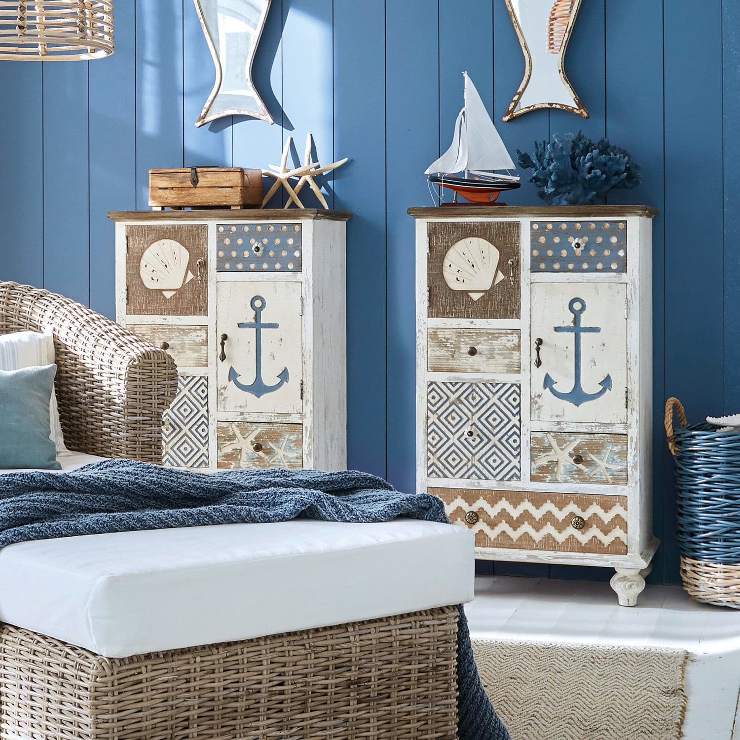 Commode Nautical