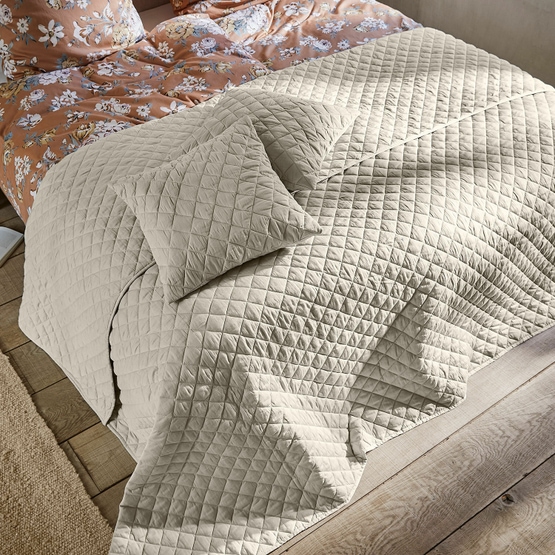 Quilt Jolique beige